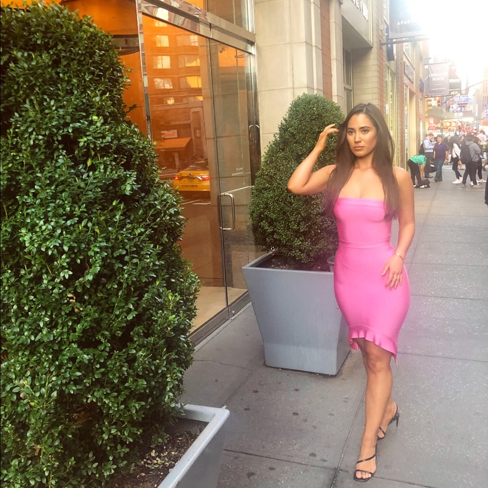 Dress - Picture 4 of 4